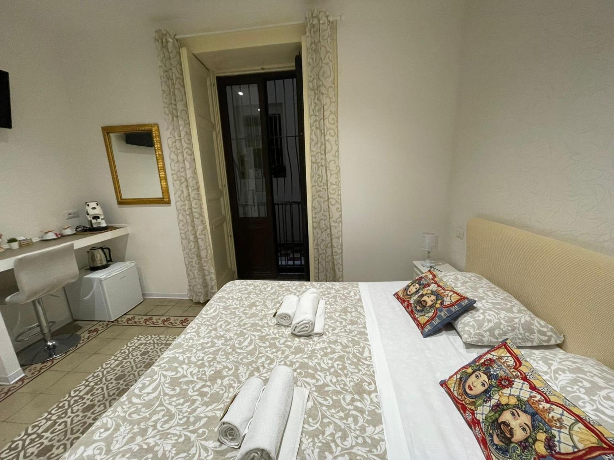 Sleep Inn Catania Rooms - Affittacamere Exterior photo