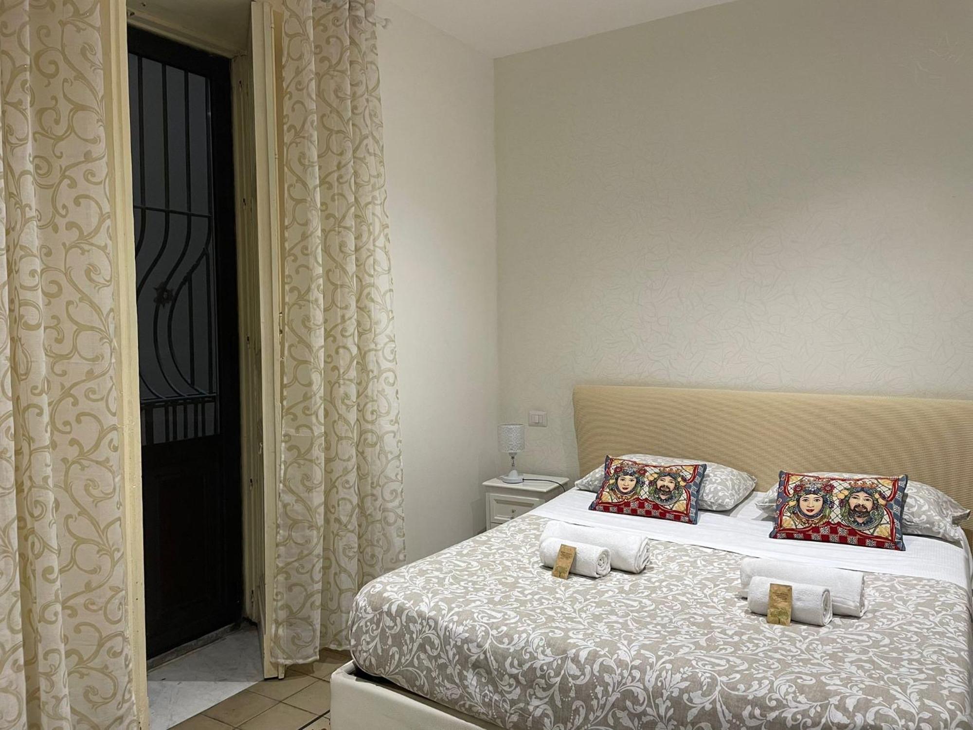 Sleep Inn Catania Rooms - Affittacamere Exterior photo